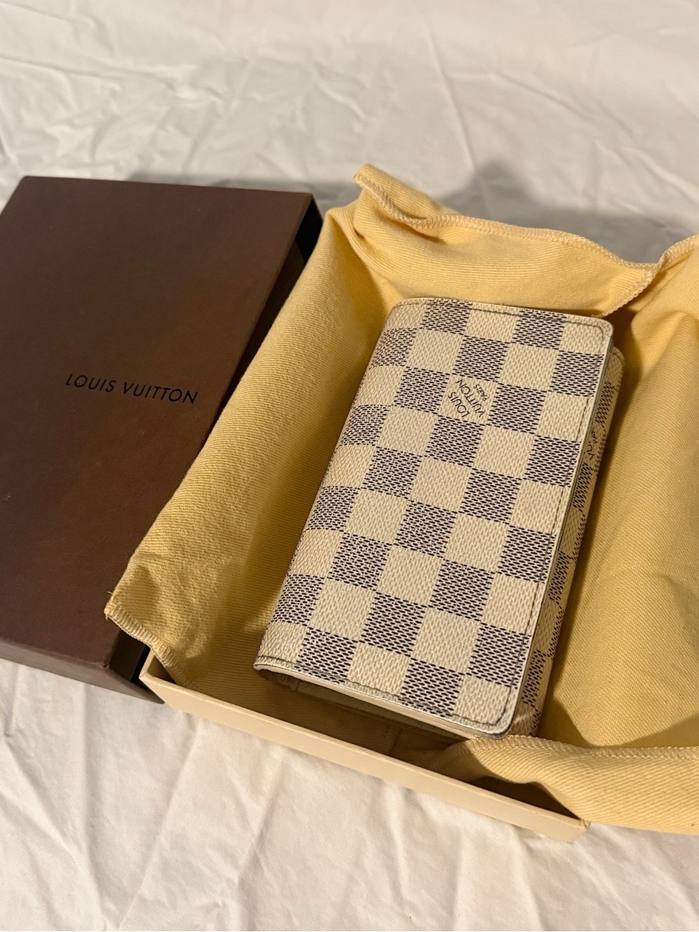 Louis Vuitton Damier Azur Card Holder Wallet - Cream & Blue